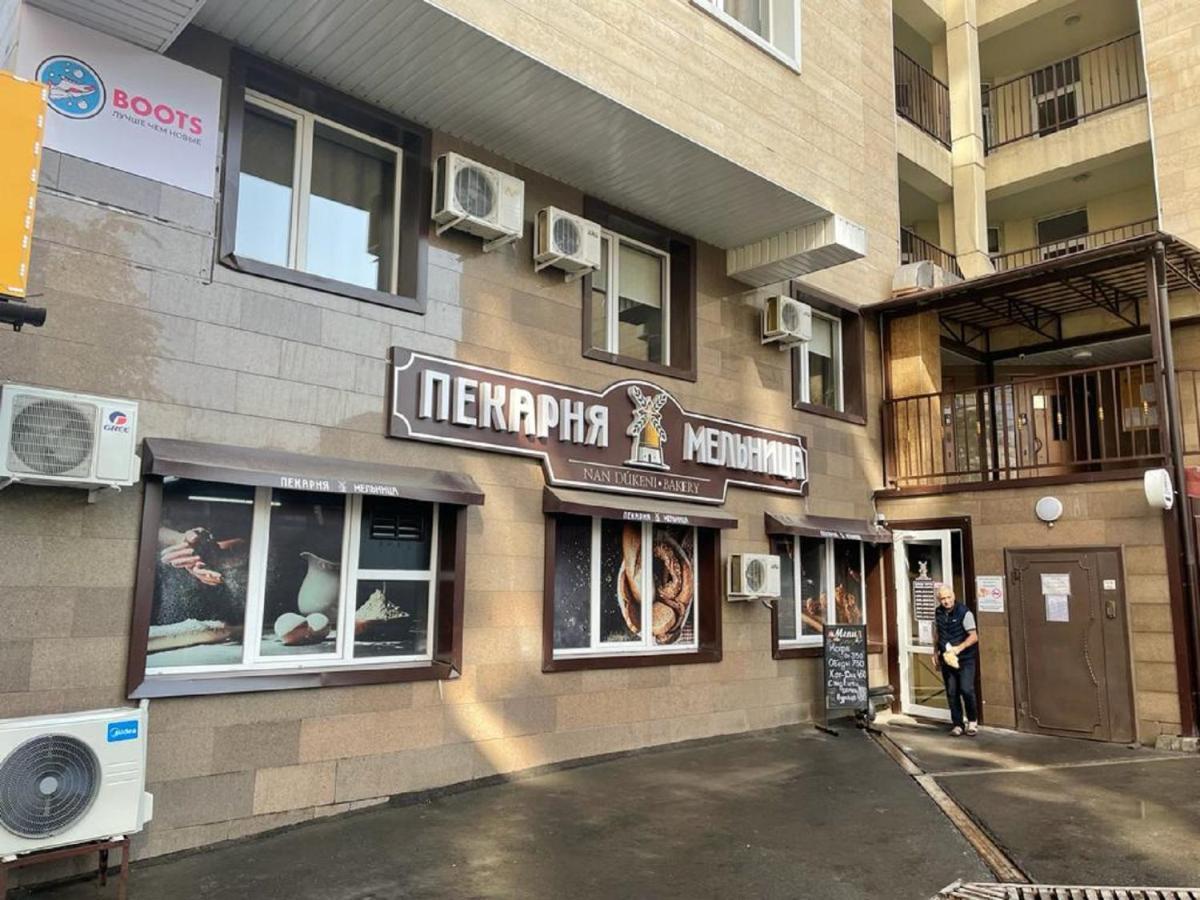 Студия New York В Самом Центре Города Apartment Almatî Exterior foto